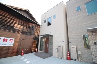 広瀬町戸建2の物件外観写真